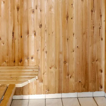 Σπίτι διακοπών Gorgeous In With Sauna Hejls